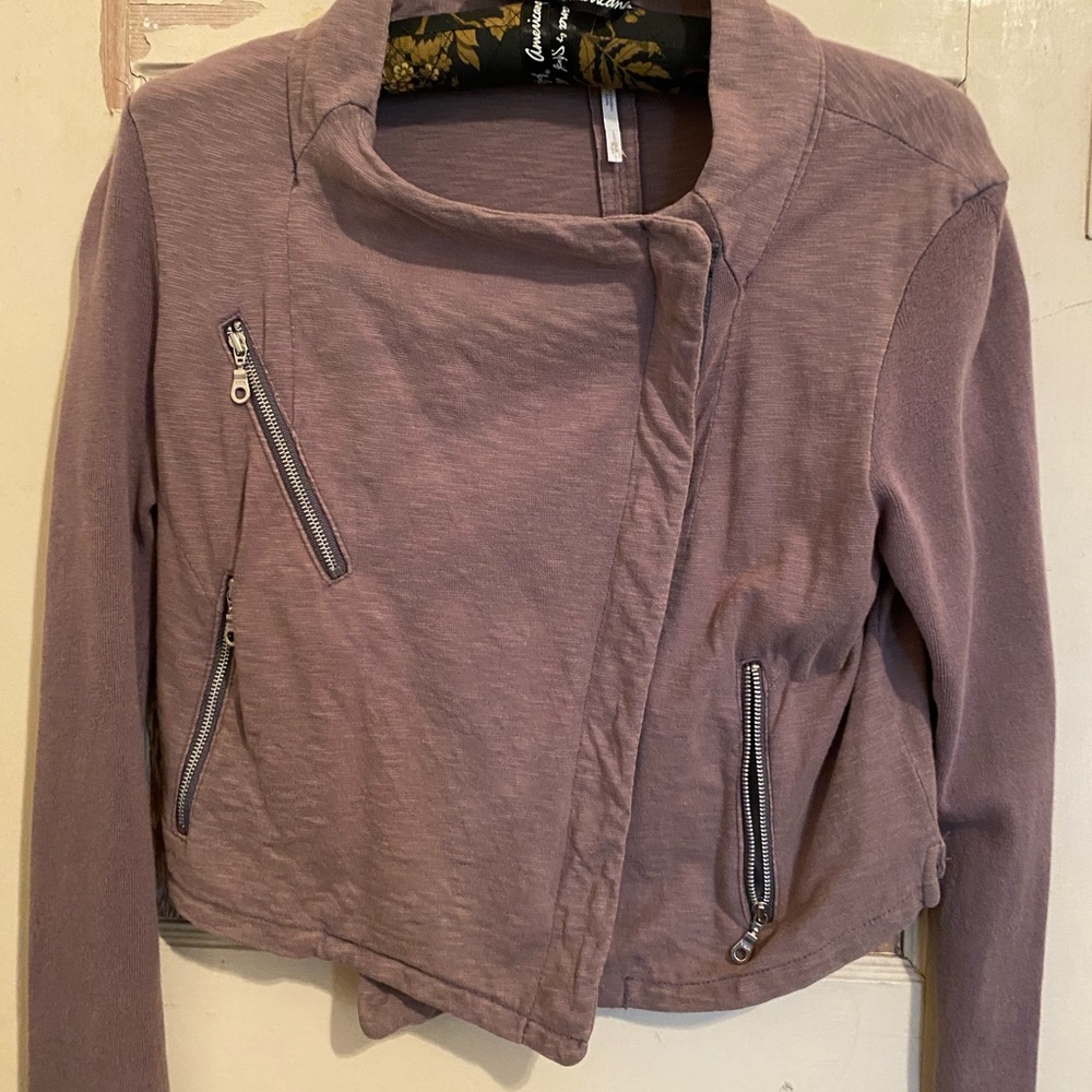 Free People. Short jacket.